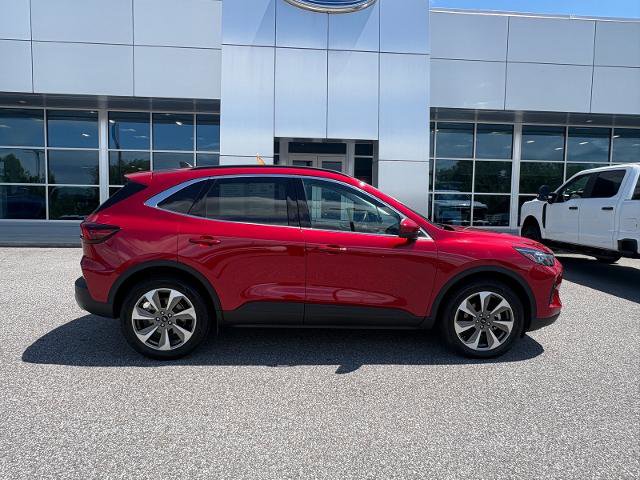 Certified 2024 Ford Escape Platinum w/ Premium Technology Package AWD/4WD image 2