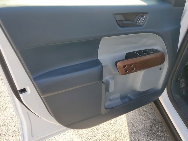 Certified 2024 Ford Maverick Lariat image 16