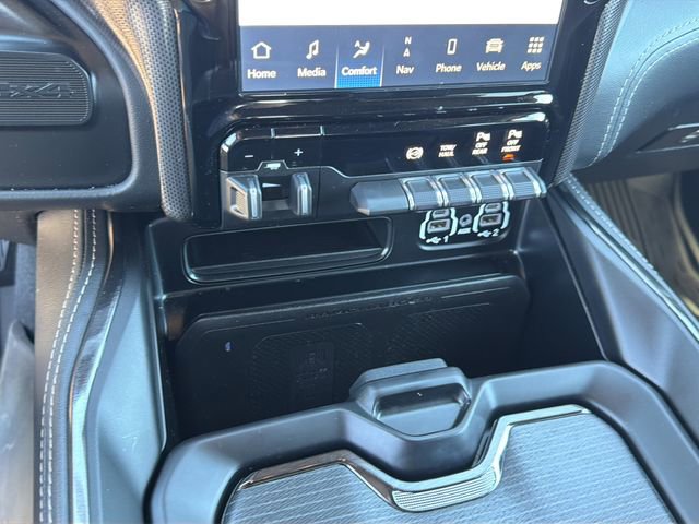 Used 2024 RAM 2500 Limited image 28