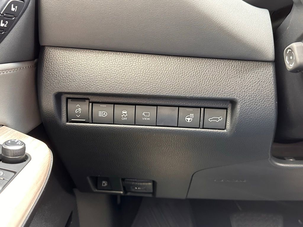 Used 2021 Toyota Venza Limited w/ Advanced Technology Package AWD/4WD image 30