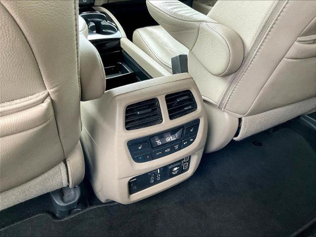 Used 2022 Honda Pilot Touring image 12