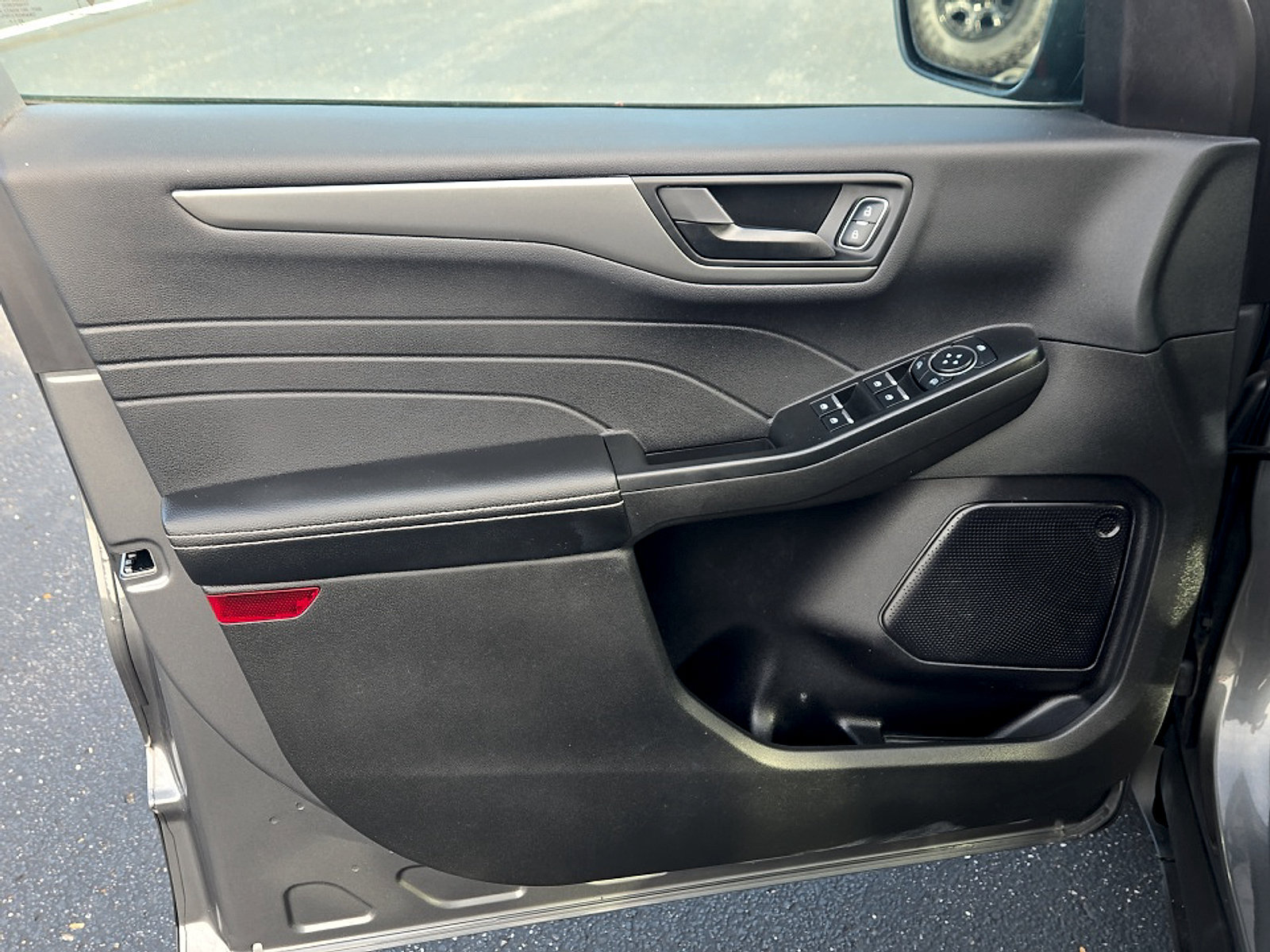 Certified 2023 Ford Escape Active AWD/4WD image 10