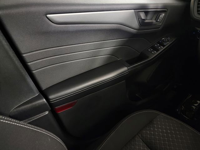 Certified 2023 Ford Escape Active AWD/4WD image 31