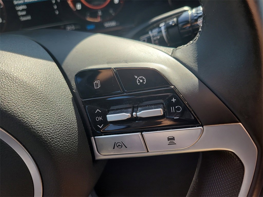 Used 2022 Hyundai Elantra SEL w/ Convenience + Premium Package image 26