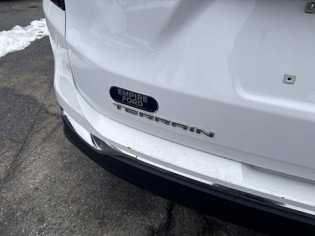 Used 2024 GMC Terrain SLT image 5