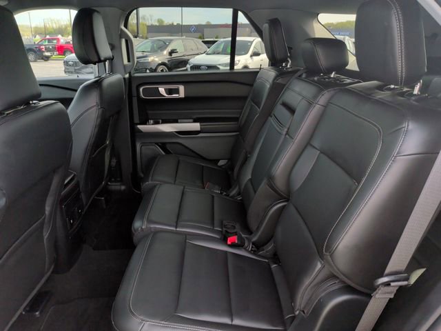 Certified 2023 Ford Explorer XLT w/ Equipment Group 202A AWD/4WD image 11