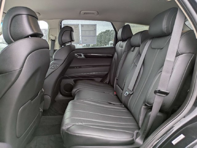 Used 2025 Genesis GV80 2.5T Standard AWD/4WD image 14