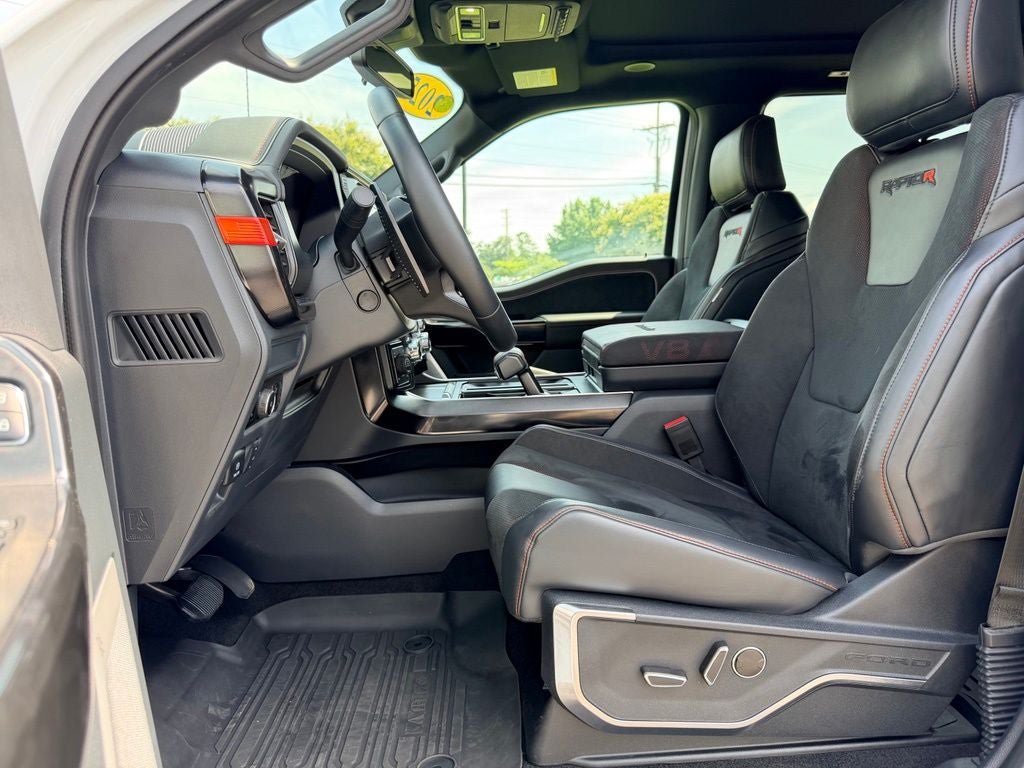 Certified 2025 Ford F150 Raptor w/ Equipment Group 803A Raptor R AWD/4WD image 32