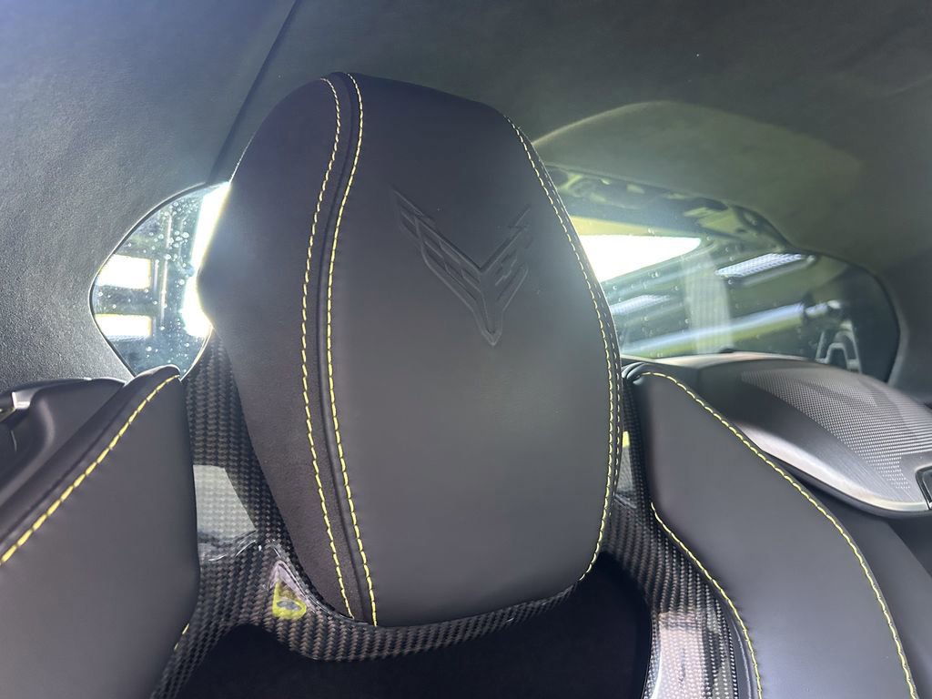 Used 2021 Chevrolet Corvette Stingray Premium Cpe w/ Z51 Performance Package image 20