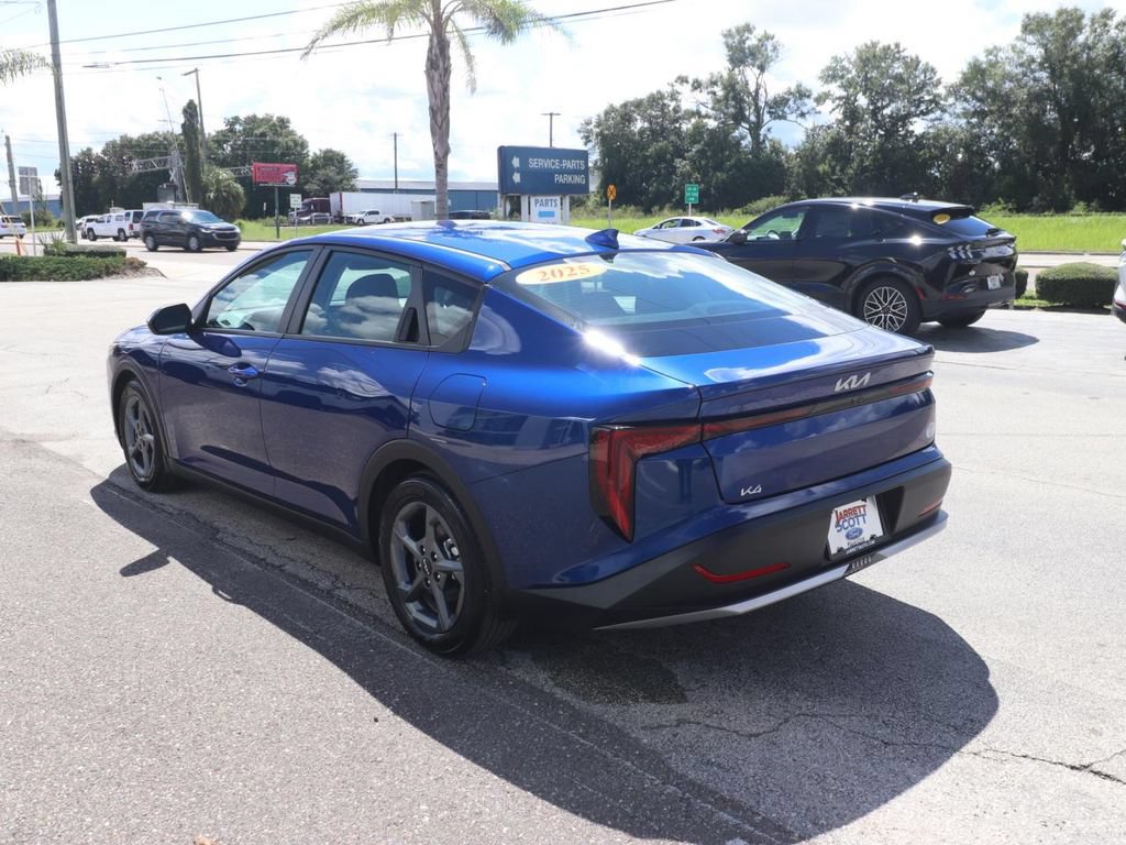 Used 2025 Kia K4 FWD image 8