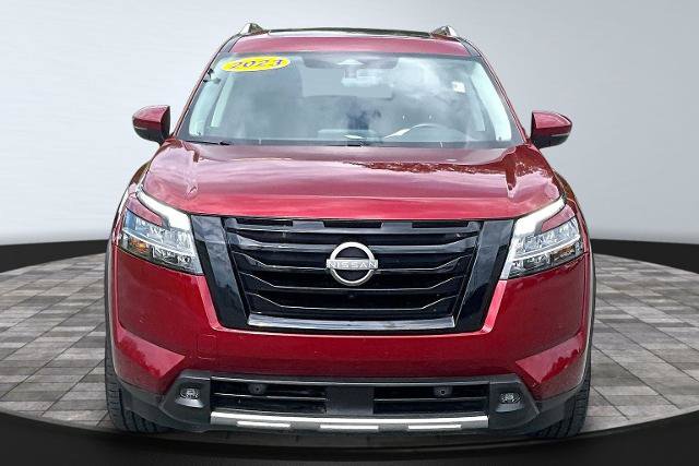 Used 2023 Nissan Pathfinder SL w/ SL Premium Package AWD/4WD image 3