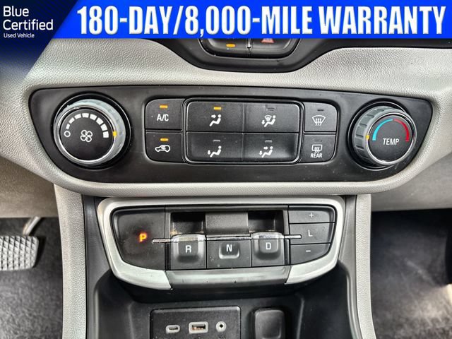 Used 2022 GMC Terrain SLE w/ LPO, Floor Liner Package FWD image 27