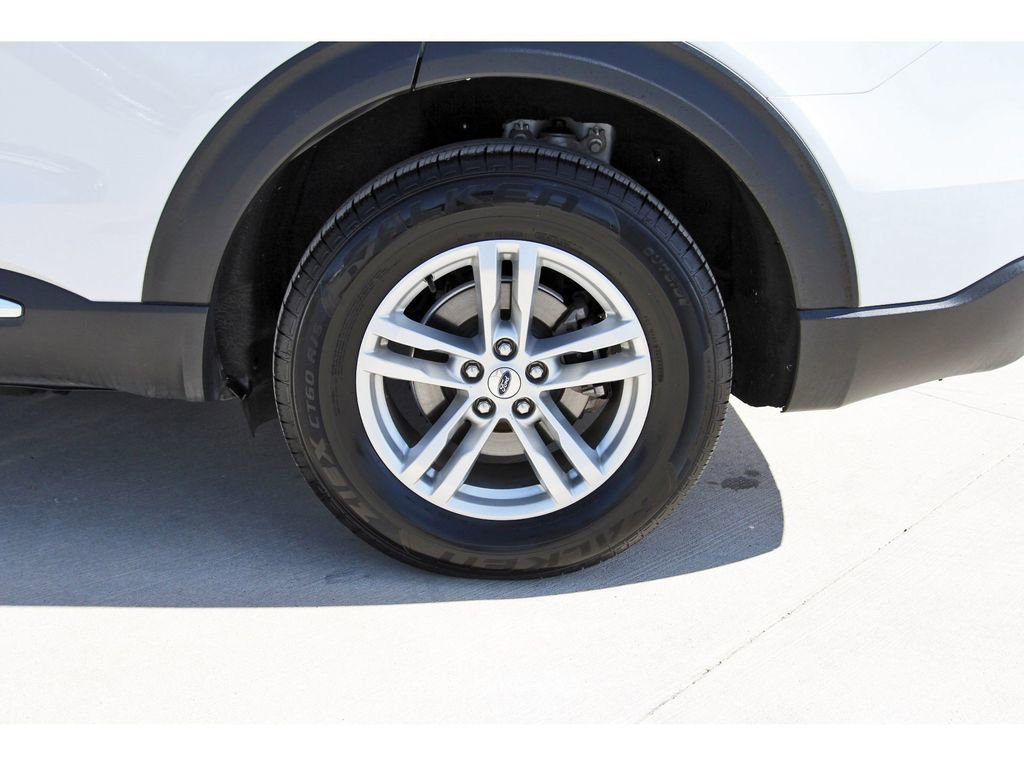 Certified 2023 Ford Explorer XLT w/ Equipment Group 202A image 30