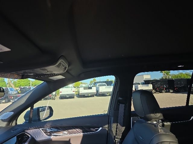 Used 2024 Cadillac XT6 Premium Luxury FWD image 10