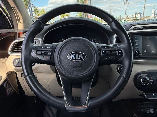 Used 2017 Kia Sorento EX FWD image 19