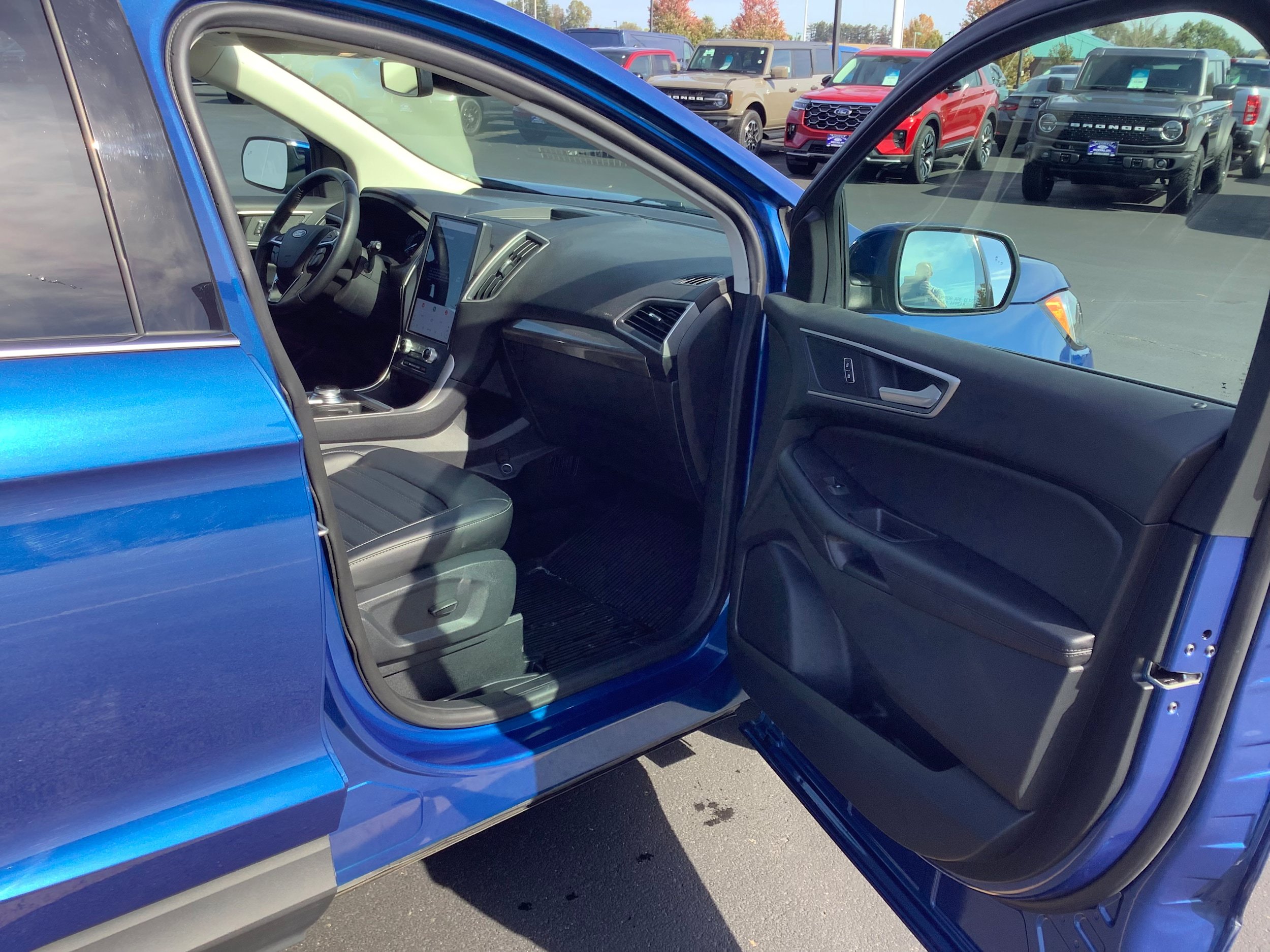 Certified 2024 Ford Edge SEL AWD/4WD image 8