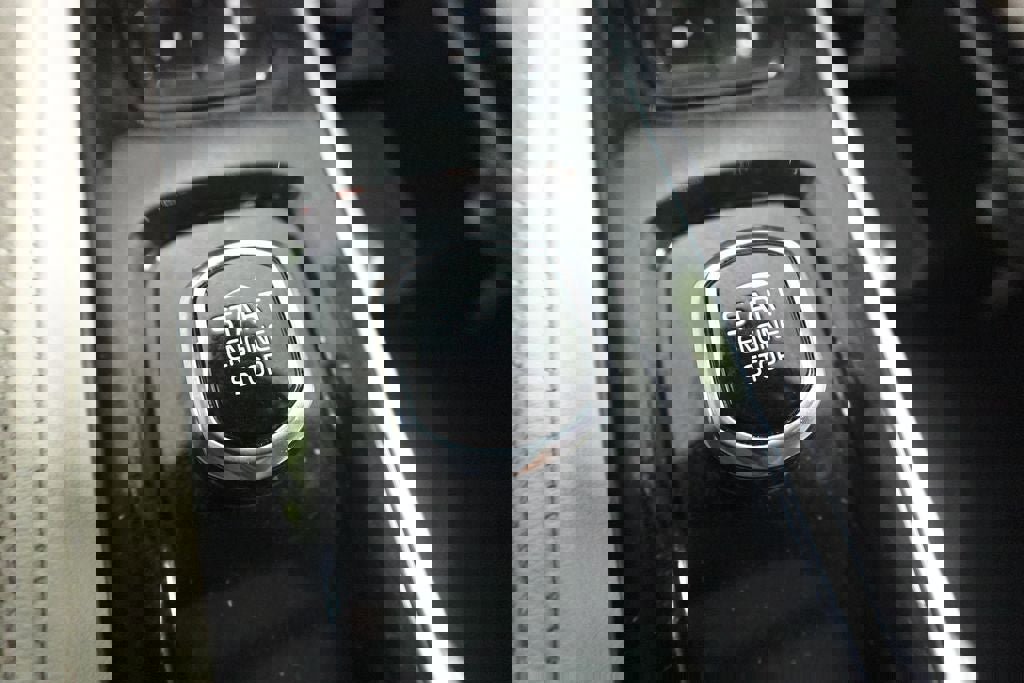 Used 2023 Volvo XC90 B6 Ultimate w/ Protection Package Premier image 22