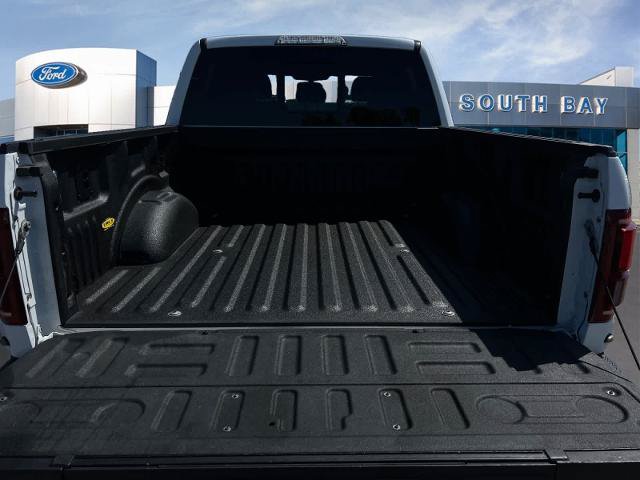 Certified 2019 Ford F150 Raptor w/ Equipment Group 802A Luxury AWD/4WD image 18