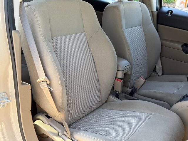 Used 2017 Jeep Patriot Latitude FWD image 26