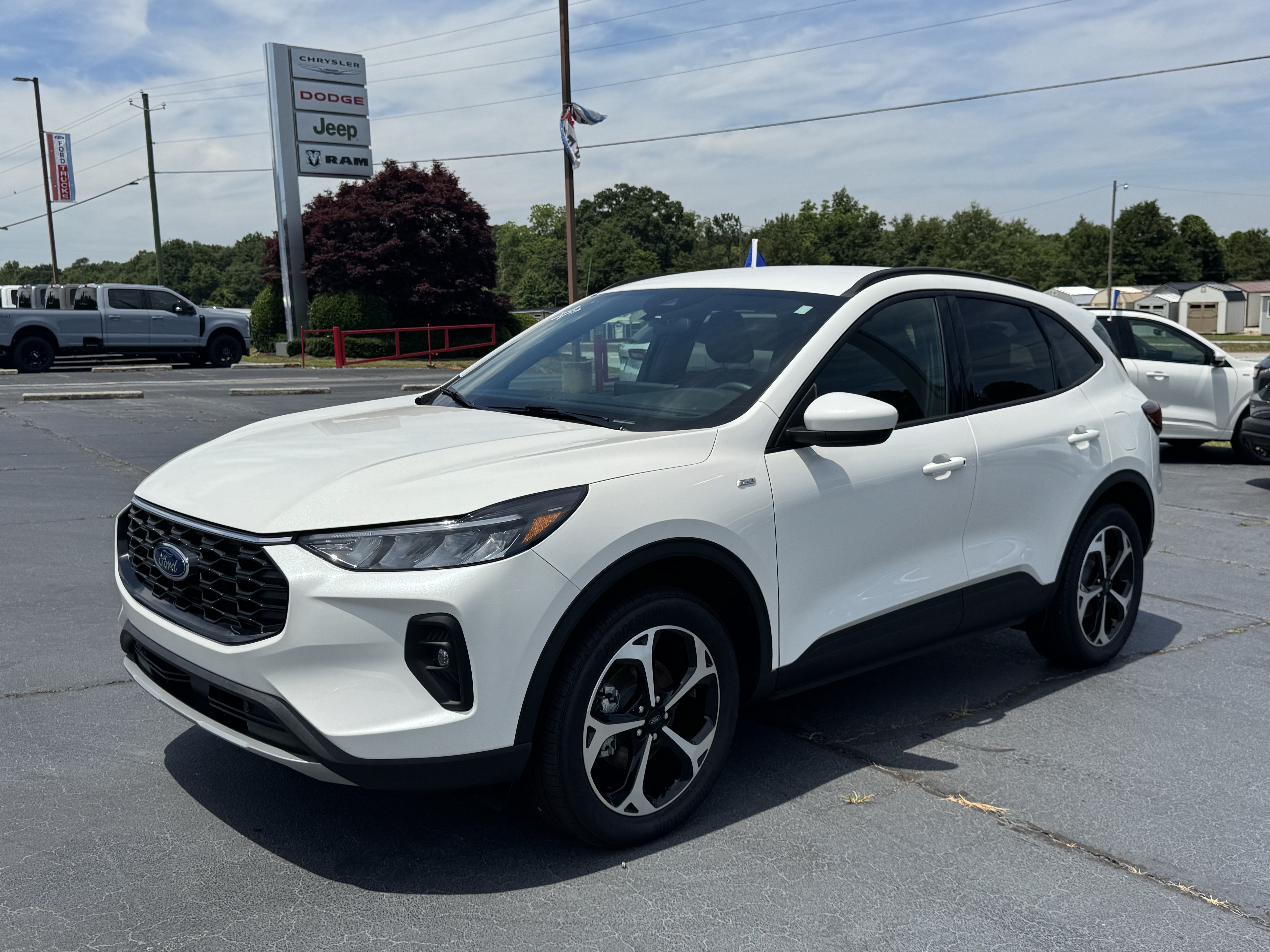 Certified 2026 Ford Escape ST-Line Select w/ Tech Pack #1 AWD/4WD image 2