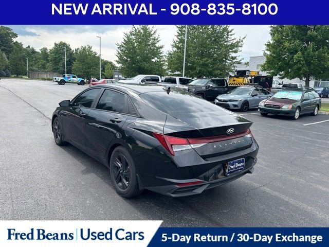 Used 2022 Hyundai Elantra SEL FWD image 6