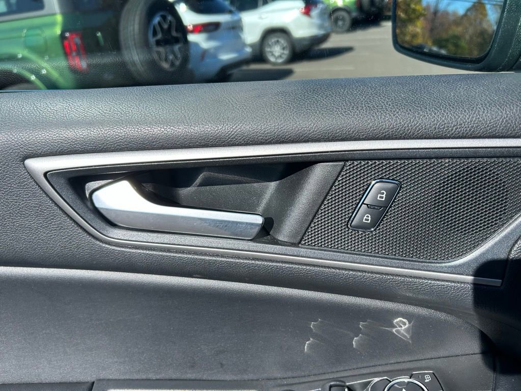 Certified 2022 Ford Edge SEL w/ Convenience Package image 14