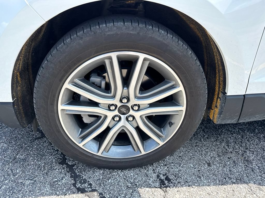 Certified 2023 Ford Edge Titanium AWD/4WD image 17