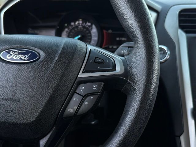 Certified 2020 Ford Fusion SE image 22