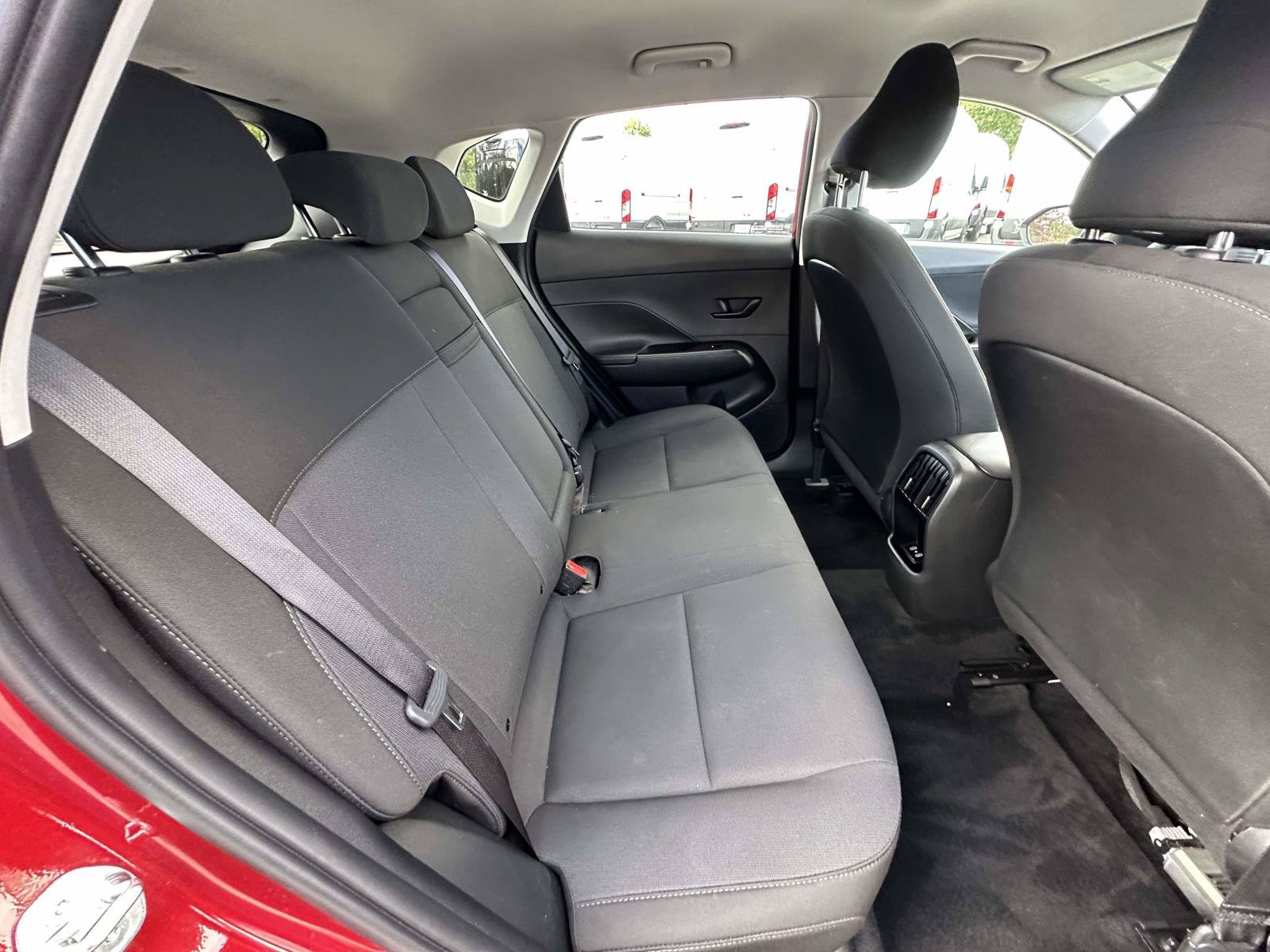 Used 2025 Hyundai Kona SEL AWD/4WD image 29