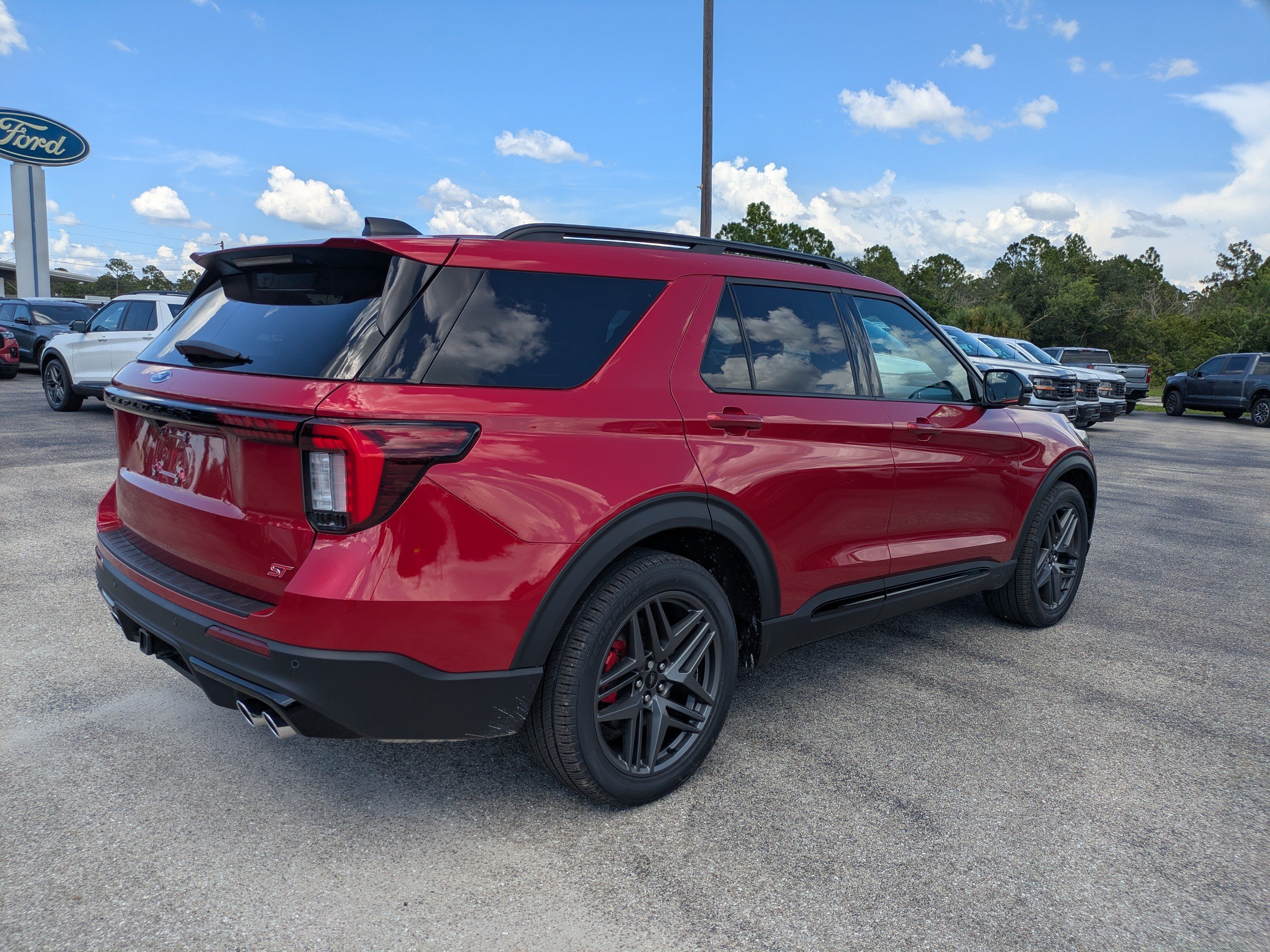Certified 2026 Ford Explorer ST w/ Sun And Sound Package AWD/4WD image 4