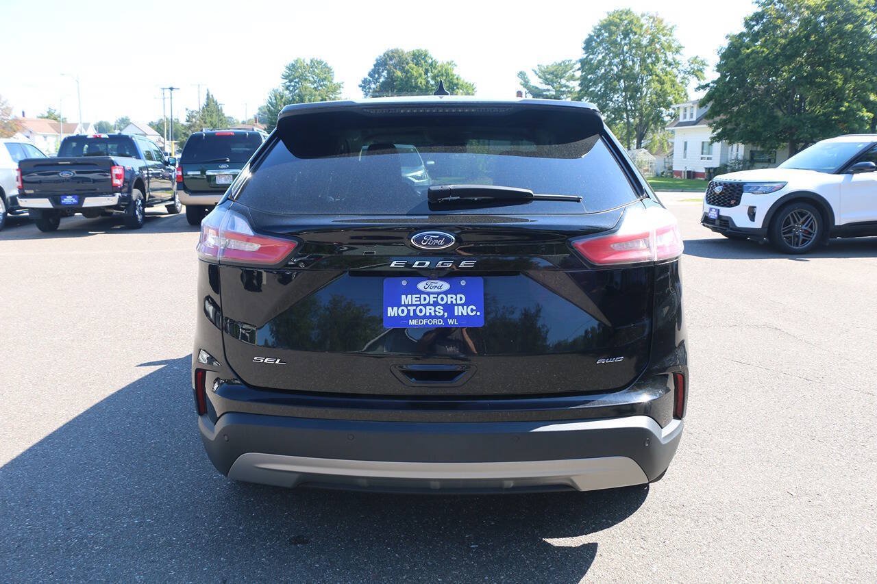Certified 2024 Ford Edge SEL AWD/4WD image 4