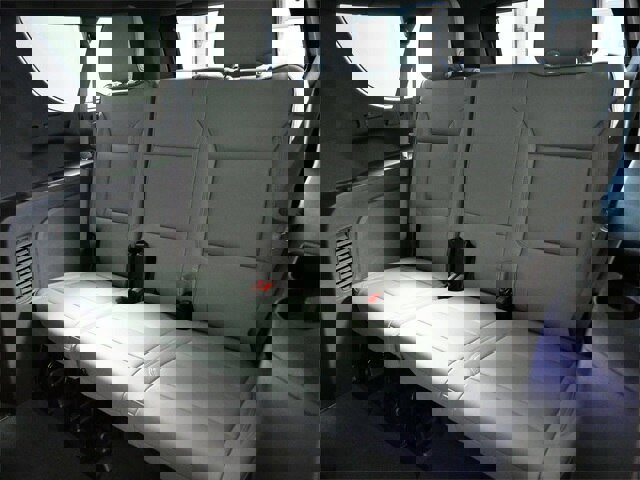 Used 2024 GMC Yukon XL SLT w/ SLT Premium Package image 17