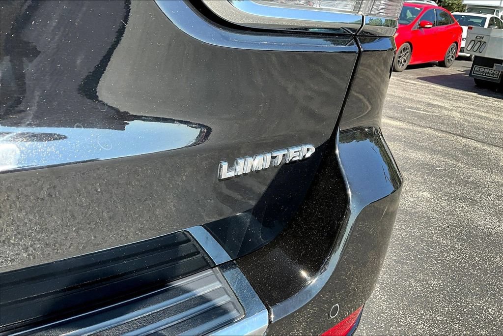 Used 2021 Jeep Grand Cherokee Limited AWD/4WD image 26