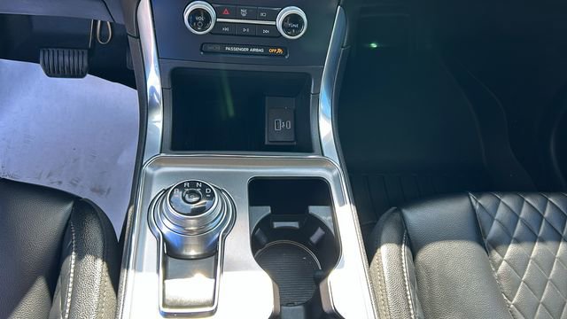 Certified 2023 Ford Edge Titanium w/ Class II Trailer Tow Package image 21