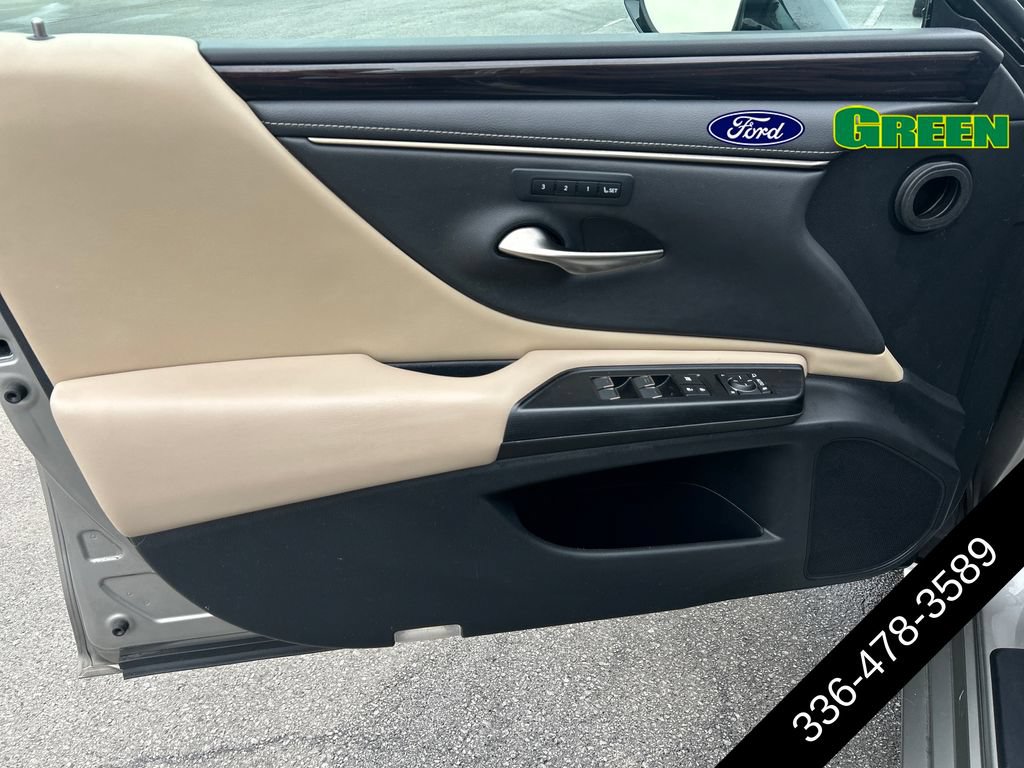 Used 2021 Lexus ES 350 w/ Premium Package FWD image 10