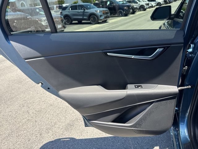 Used 2024 Kia Niro EX FWD image 10