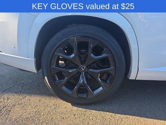 Used 2024 Lexus TX 500h AWD w/ Technology Package image 12