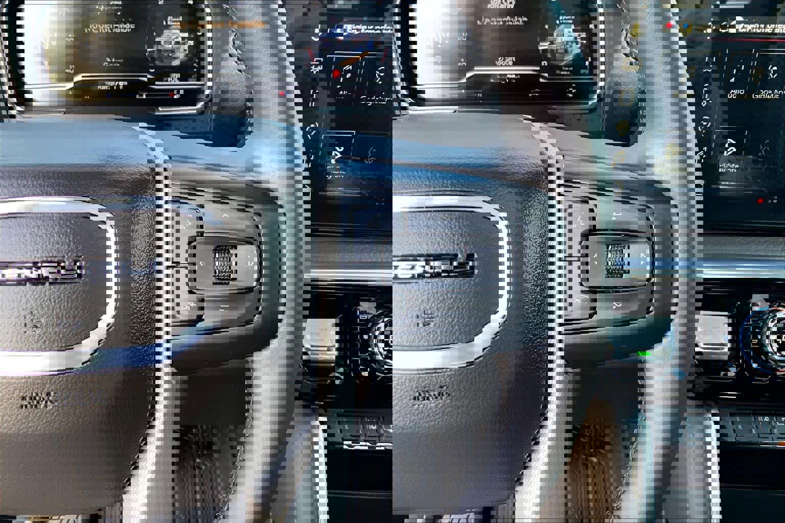 Used 2025 GMC Sierra 2500 Denali w/ Denali Reserve Package image 23