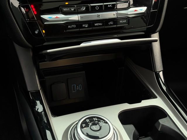 Certified 2024 Ford Explorer ST-Line w/ Class IV Trailer Tow Package image 35