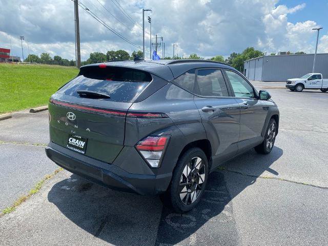 Used 2025 Hyundai Kona SEL FWD image 7