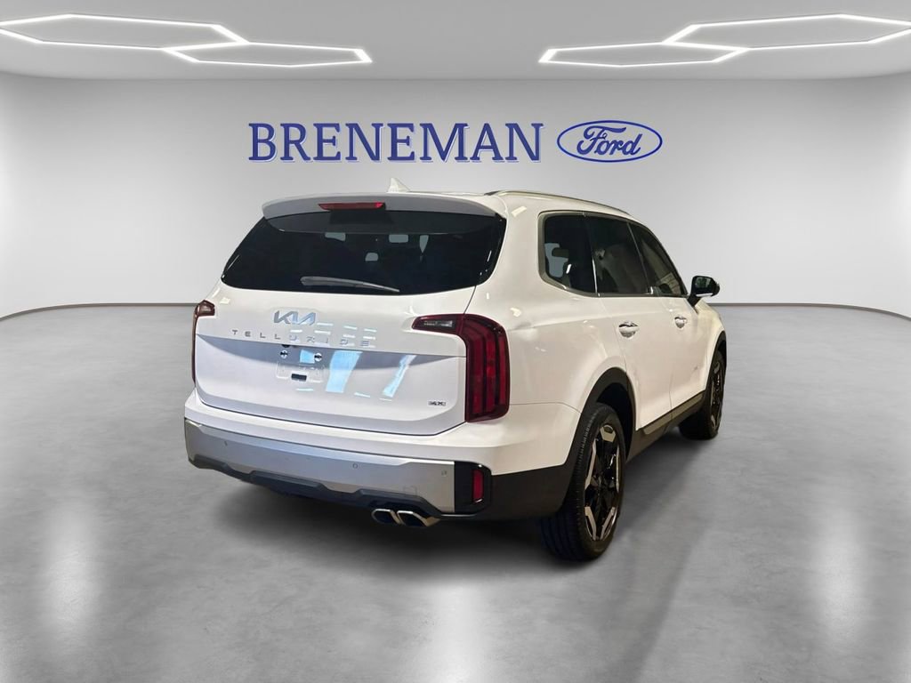 Used 2023 Kia Telluride S w/ S Sunroof Package image 6