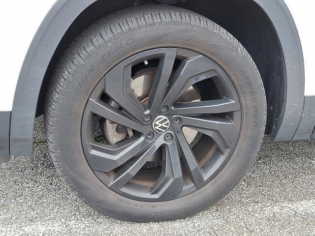 Used 2020 Volkswagen Atlas Cross Sport SEL image 7