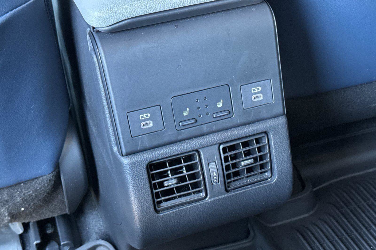 Used 2025 Subaru Solterra Limited w/ Limited Package image 33