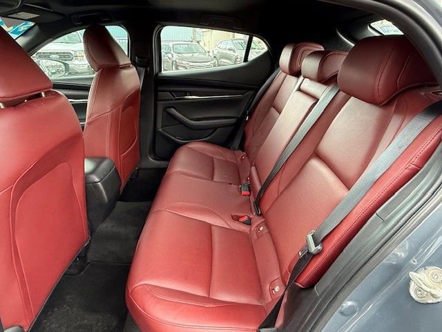 Used 2024 MAZDA MAZDA3 s image 13