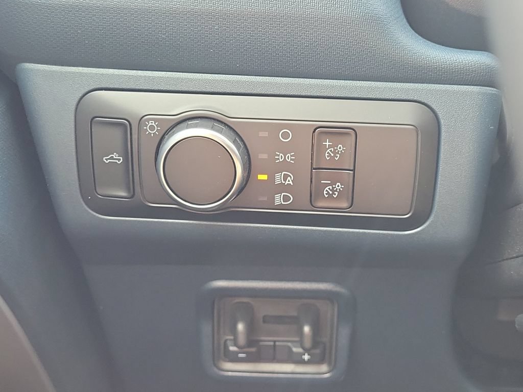 Certified 2025 Ford Maverick XLT w/ XLT Luxury Package AWD/4WD image 23