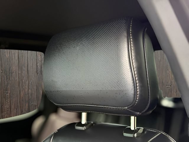 Certified 2023 Ford F150 Raptor w/ Raptor Carbon Fiber Package AWD/4WD image 15