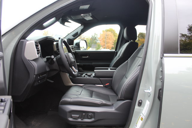 Used 2026 Toyota Tundra Limited AWD/4WD image 23