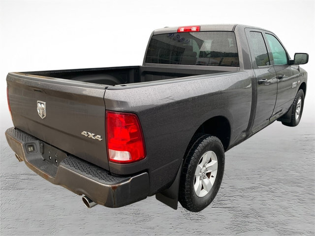 Used 2018 RAM 1500 Express AWD/4WD image 2