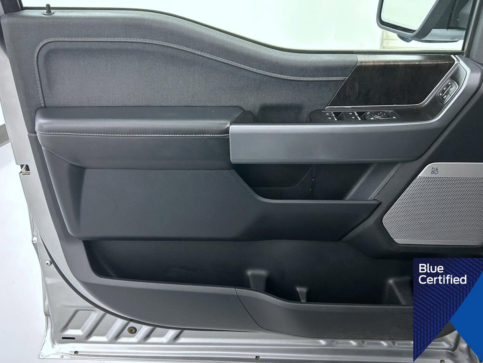 Certified 2022 Ford F150 Lariat w/ Equipment Group 502A High image 9