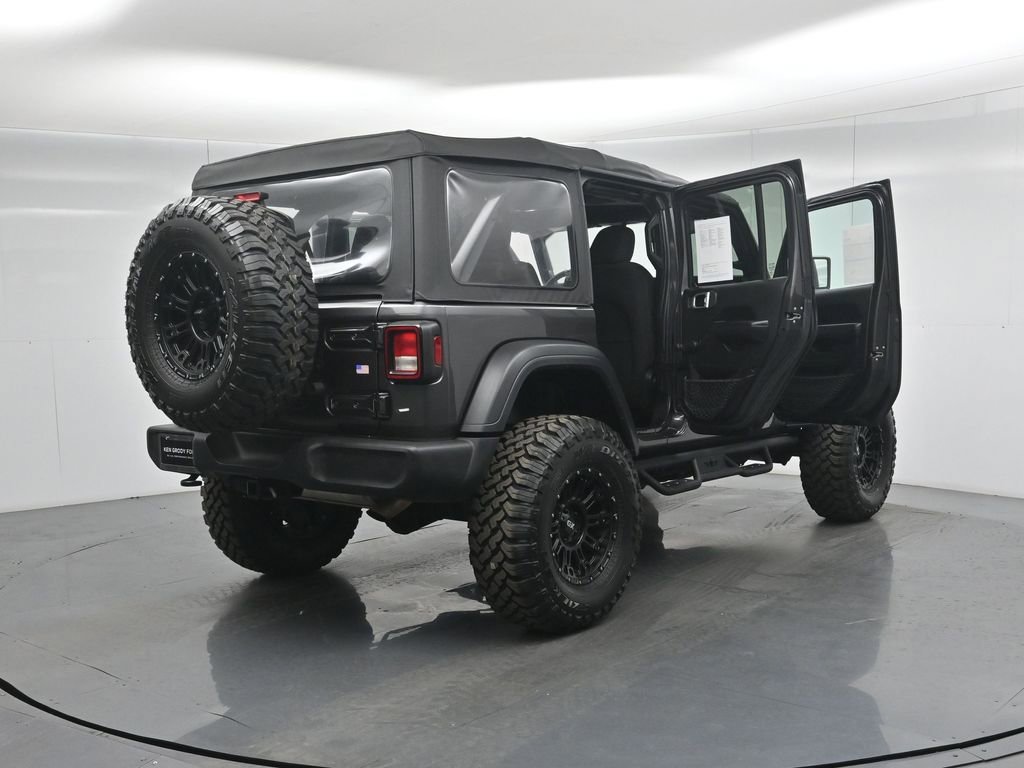 Used 2018 Jeep Wrangler Unlimited Sport image 4